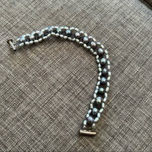 Pearl bracelet